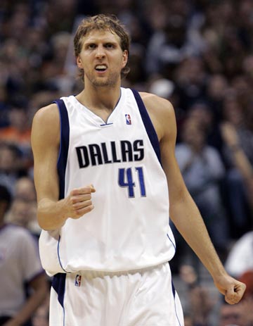 体育世预赛欧洲区：德佩戴帽 荷兰6-1土耳其暂登顶